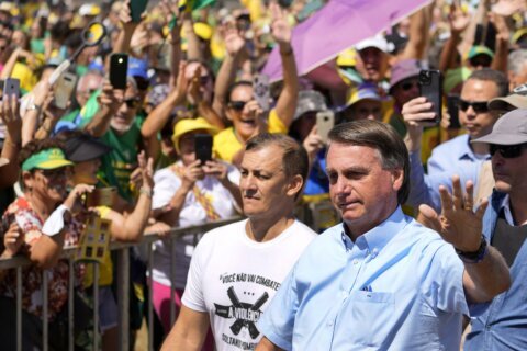 DiCaprio, Ruffalo urge Brazilians to vote, irking Bolsonaro