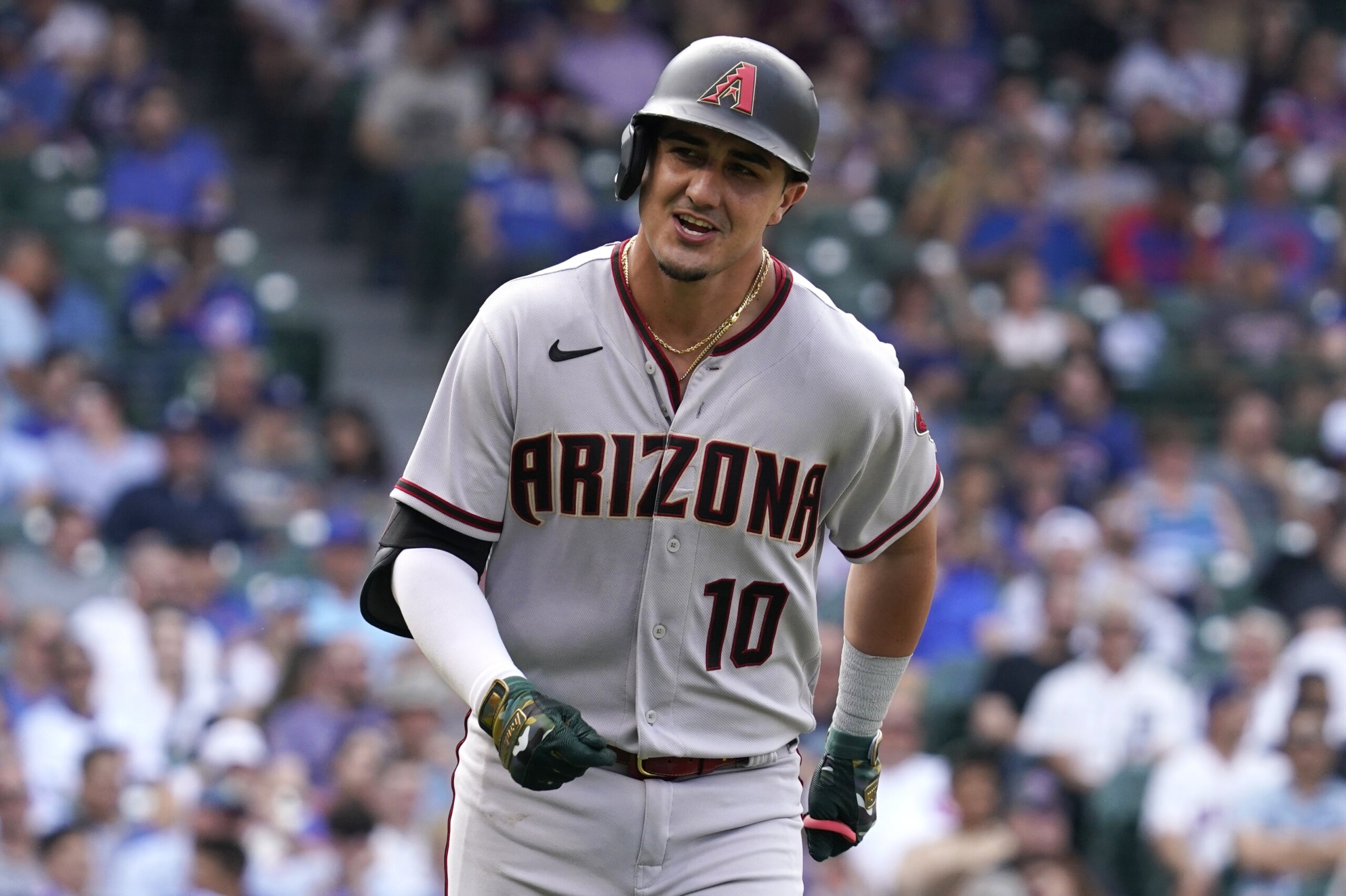 Rojas hits 3 home runs, Dbacks outslug Cubs in HR derby 10-6 | WTOP News