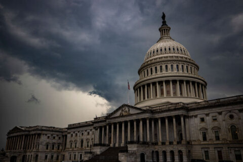 Flood warnings, power outages remain after severe thunderstorms pass through DC
