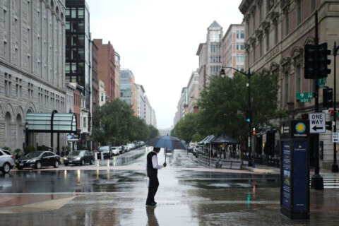 Thousands without power after severe thunderstorms rolled through DC area