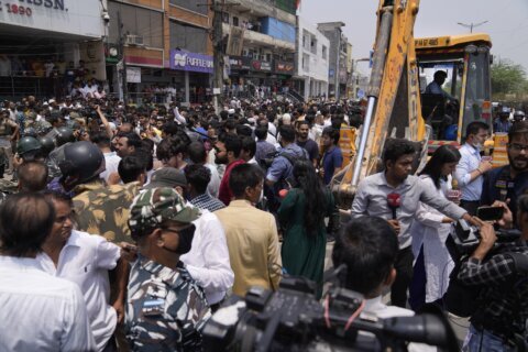 Protests in New Delhi halt demolition in Muslim neighborhood