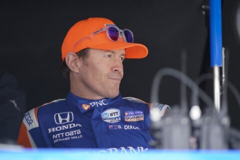 Scott Dixon blazes to Indy 500 pole in record 234 mph run
