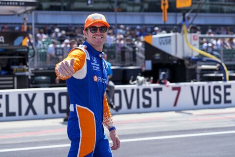 An Indy 500 ending to forget for 6-time series champ Dixon