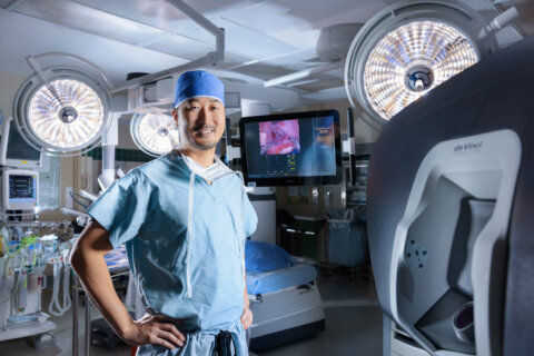 MedStar Washington Hospital Center is 1st in region to perform robotic heart surgery