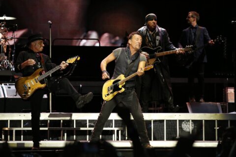 Springsteen announces DC, Baltimore dates for 2023