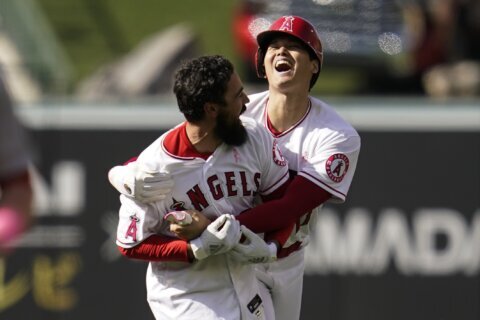 Ohtani, Rendon rally Angels past Nationals 5-4 in 9th