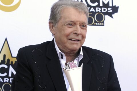Mickey Gilley, who helped inspire ‘Urban Cowboy,’ dies at 86