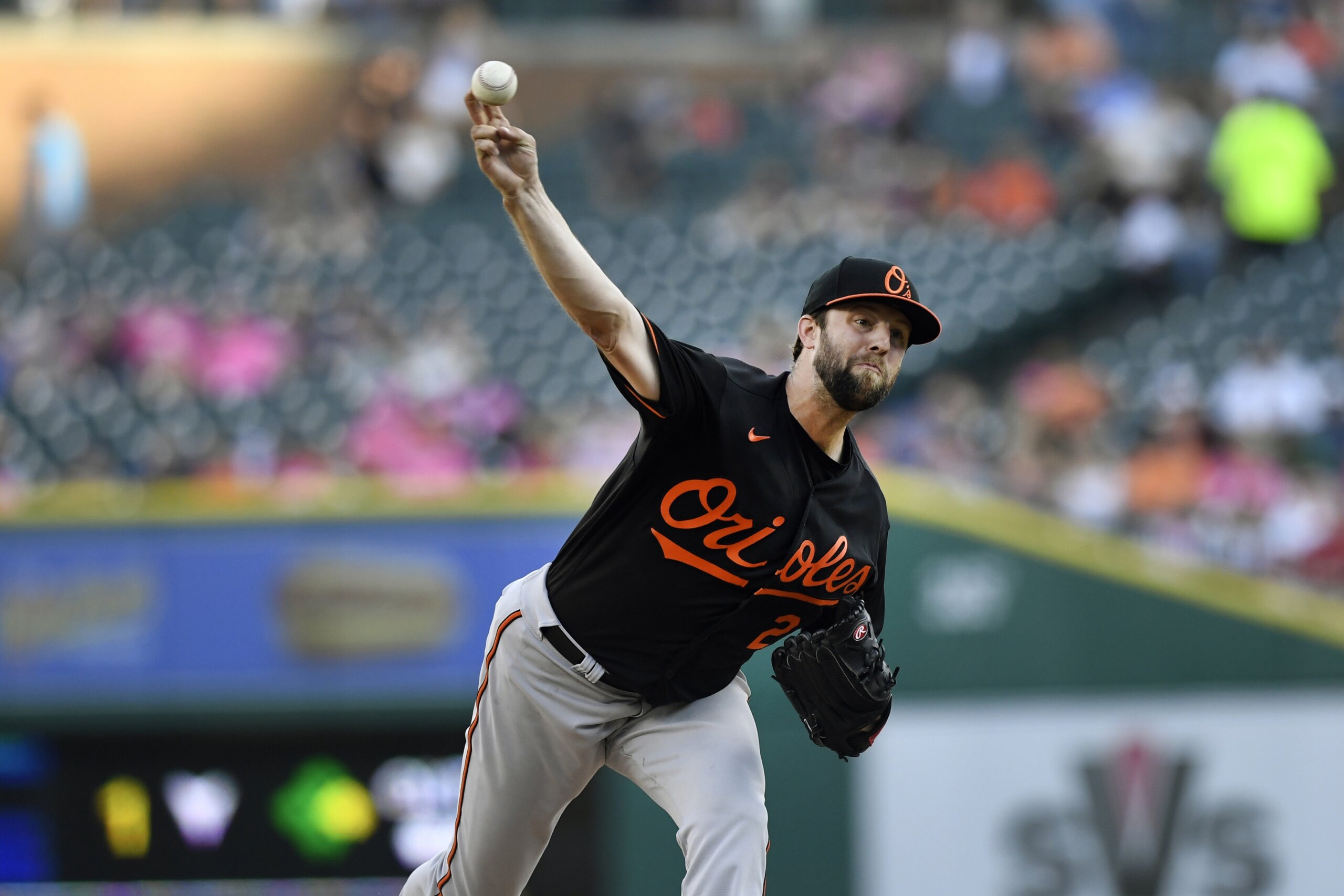 Cabrera leads Tigers to 4-2 win over Orioles