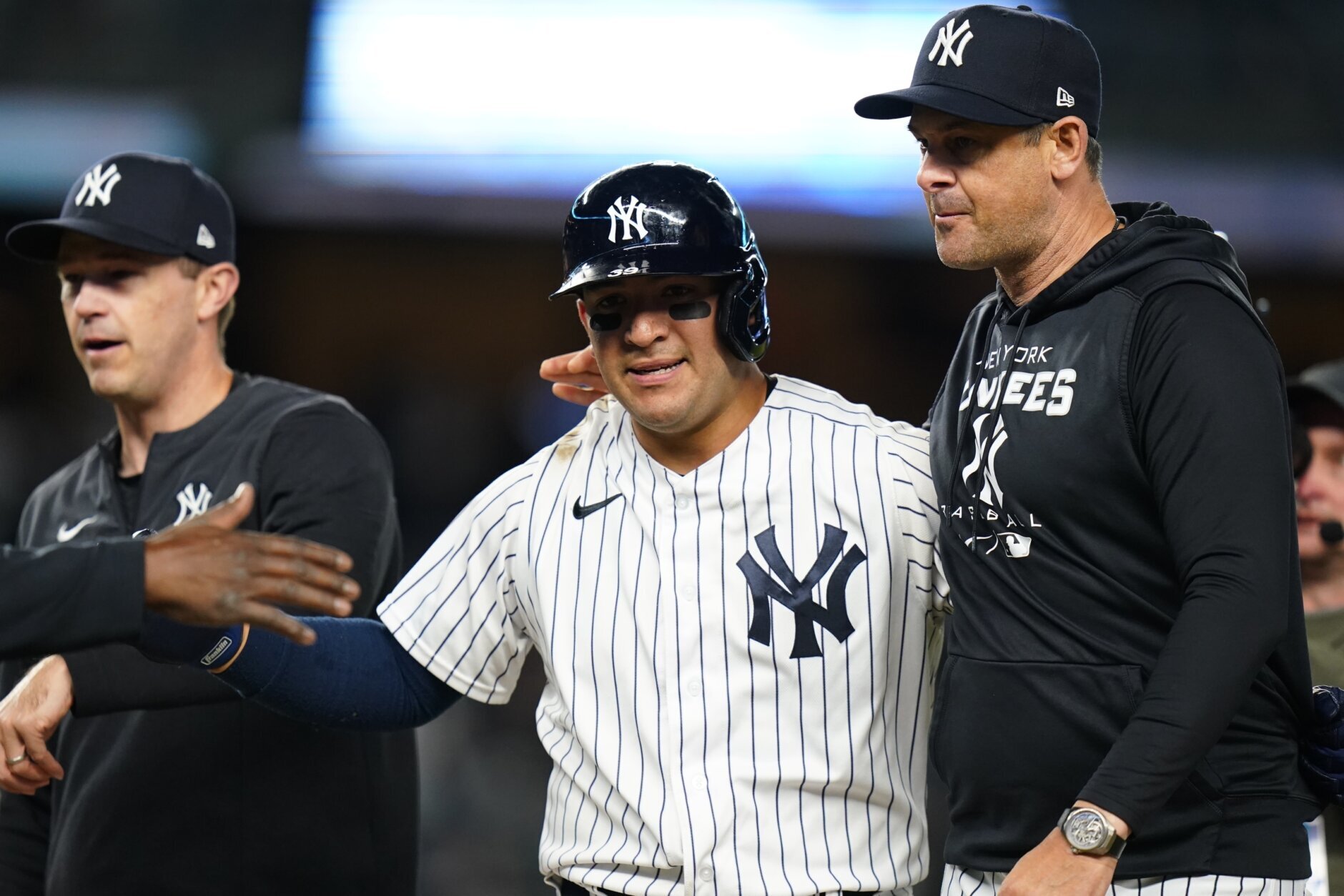 Yankees thin at catcher after Jose Trevino wrist injury