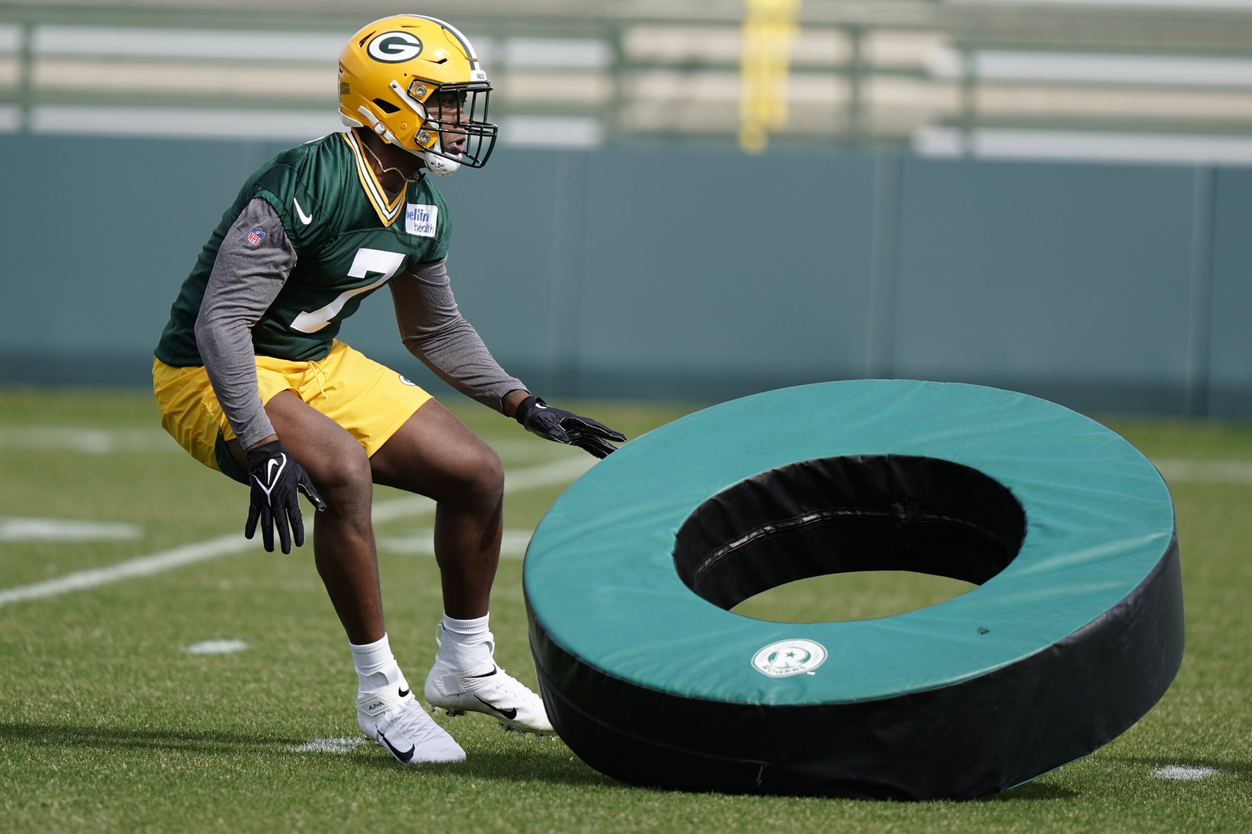 Packers sign each of their two first-round draft selections, Taiwan News