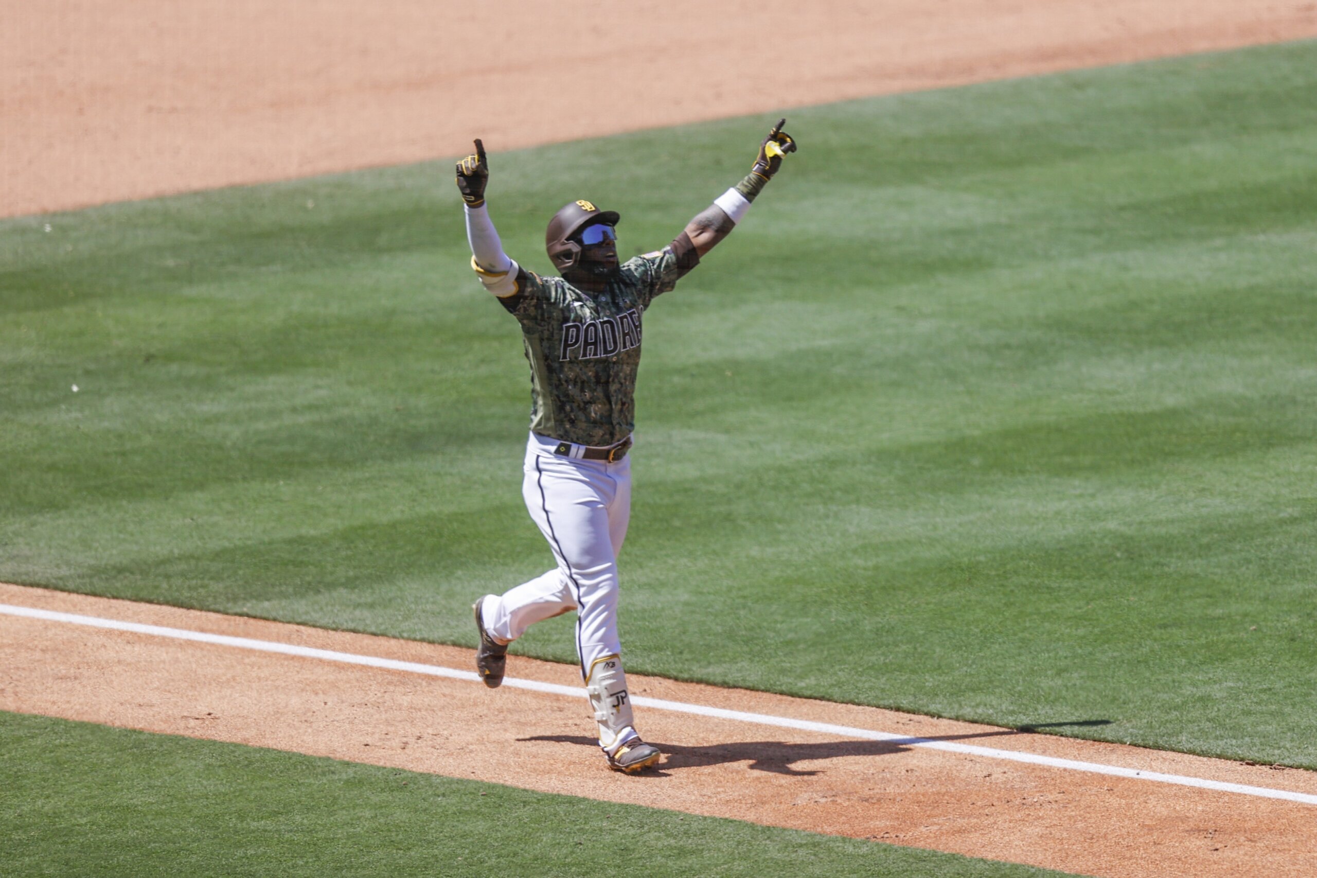 Walker Buehler allowed a homer to Ke'Bryan Hayes but got an out