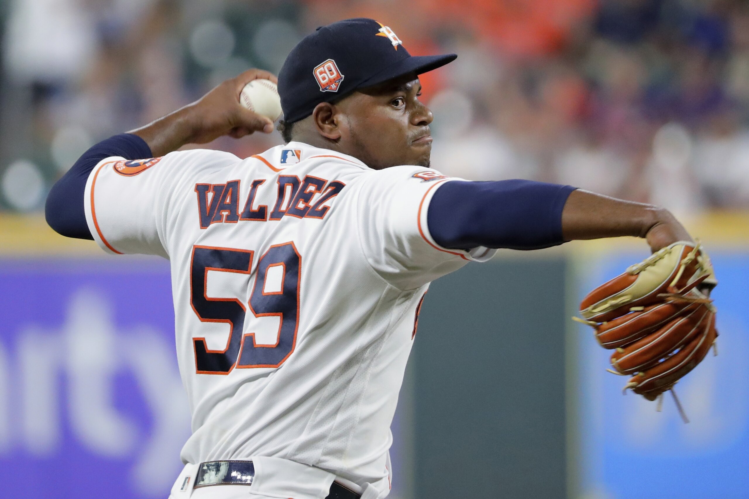 Astros continue home dominance against Rangers with 5-1 win - WTOP News