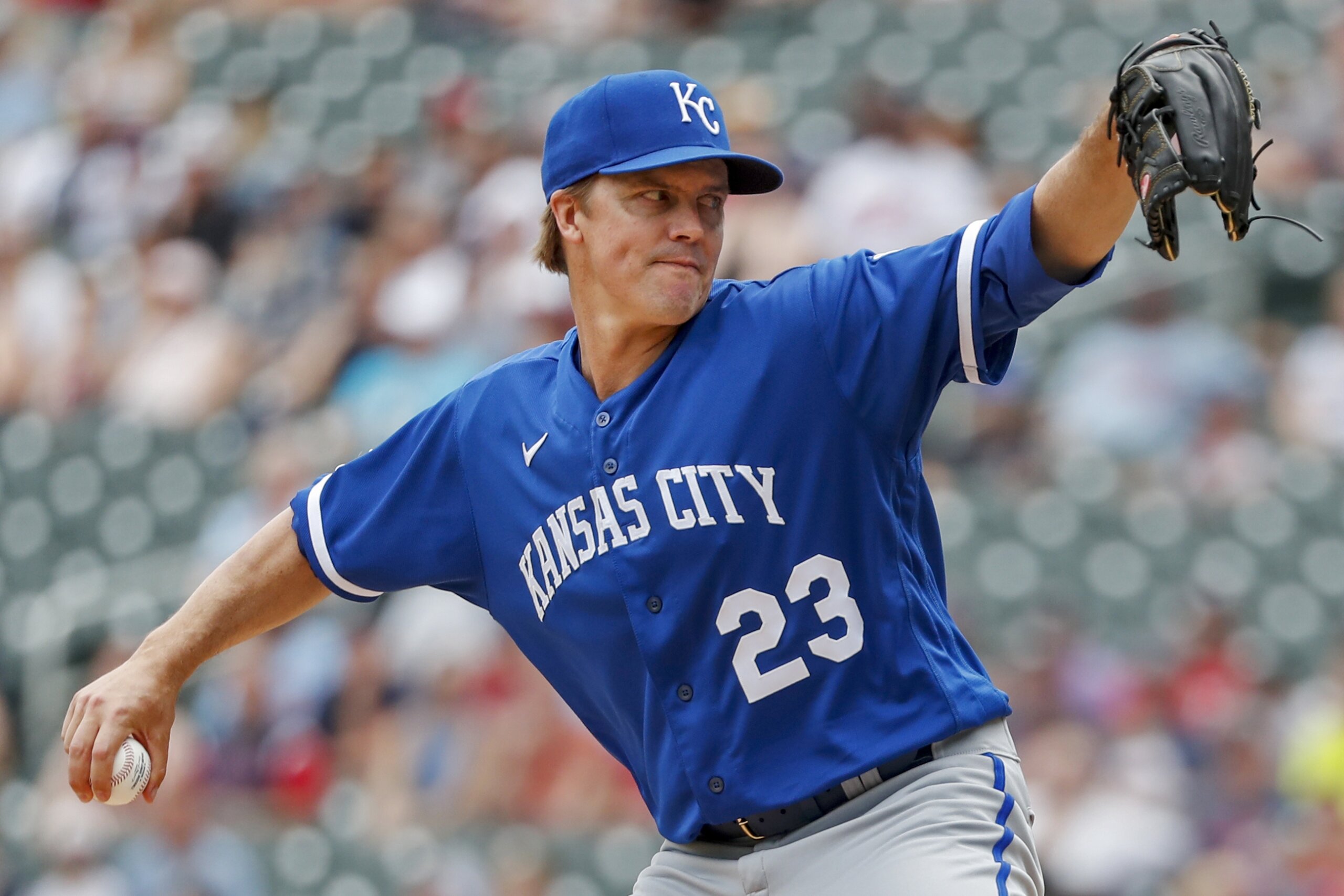 Royals place Zack Greinke on IL with flexor strain