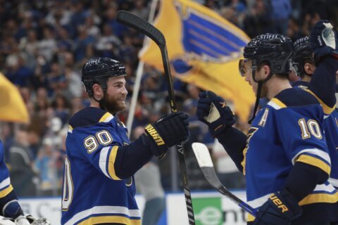 Blues ride unconventional lineup into NHL’s second round
