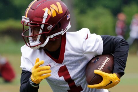 Commanders WR Jahan Dotson trying to ‘be a sponge’ during his first OTAs