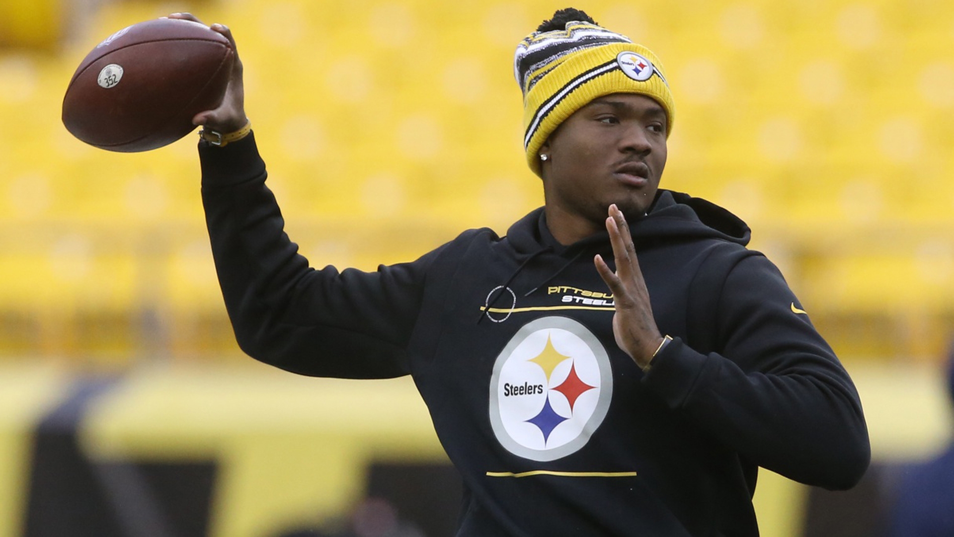 N.J.'s Dwayne Haskins fined for breaking Washington's coronavirus