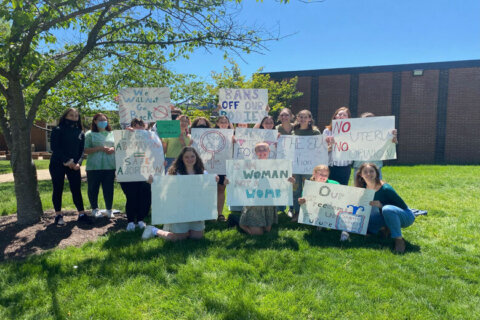 Virginia high school students organize walkout in support of abortion access