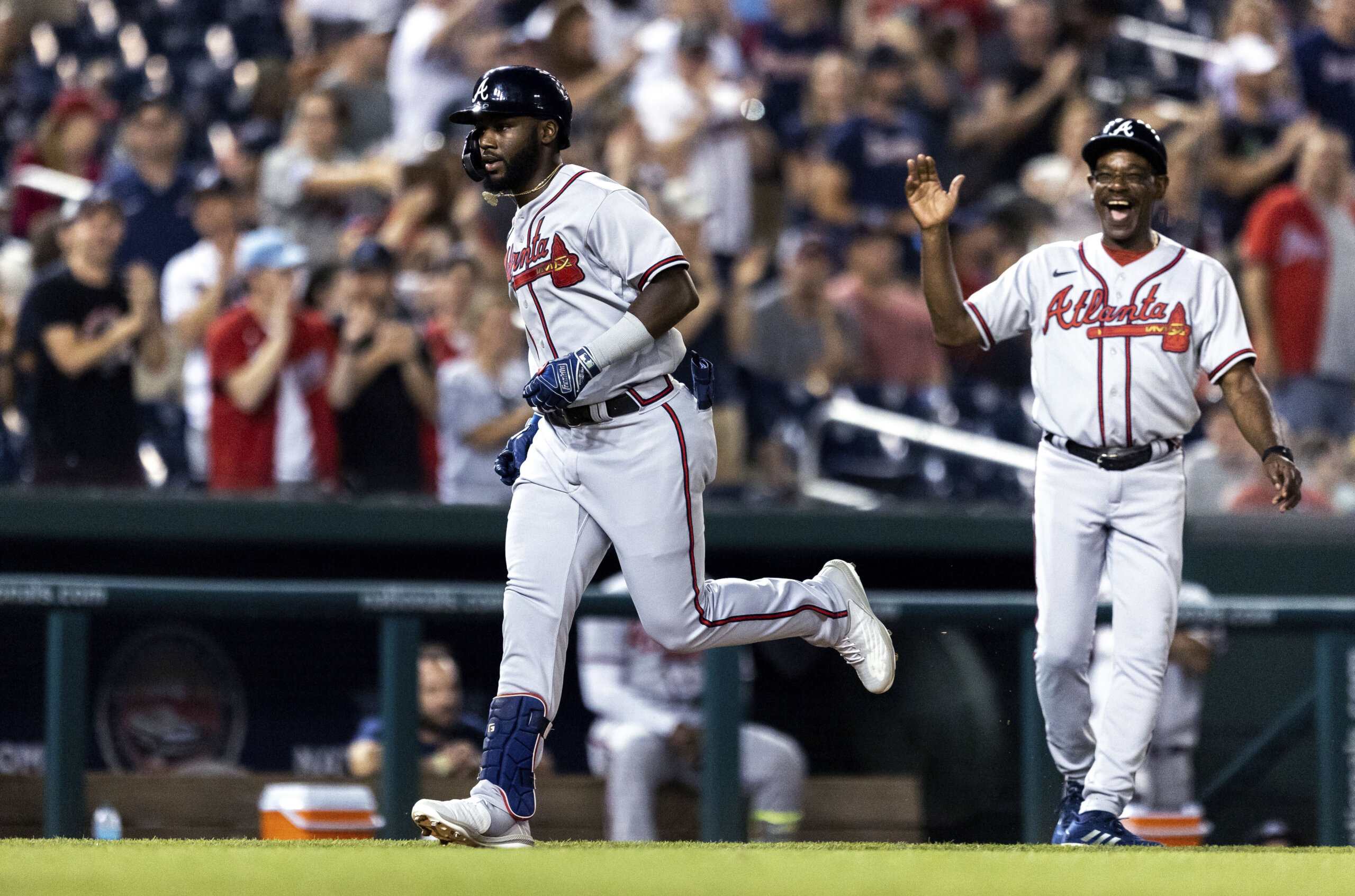 Ozuna homers twice as Braves tie HR record with 307 in 10-9 loss