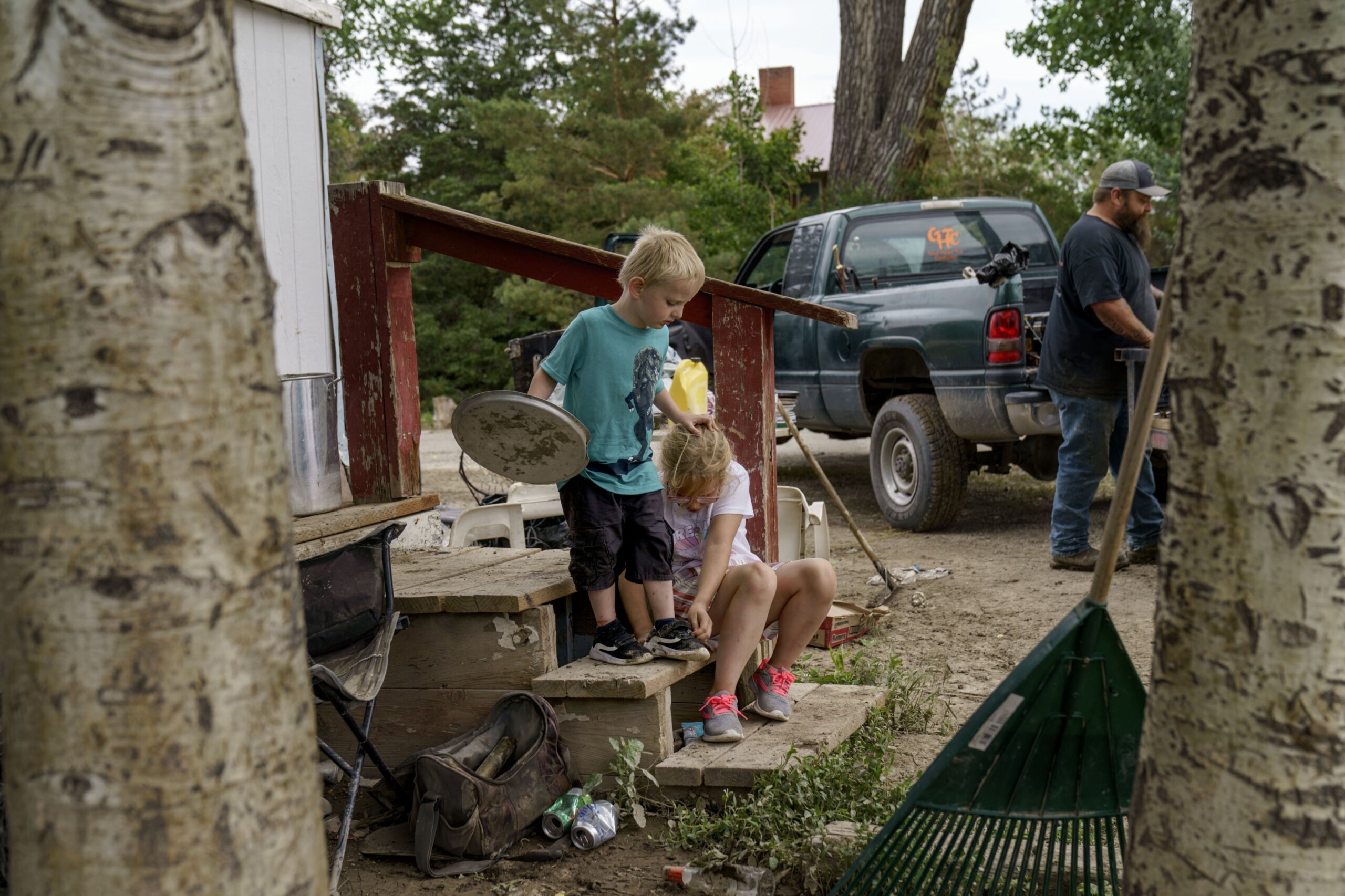 Outside Yellowstone, flooded towns struggle to recover | WTOP News