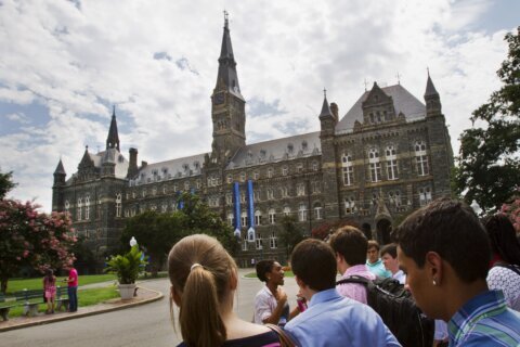 Masks to be optional in classrooms at Georgetown University