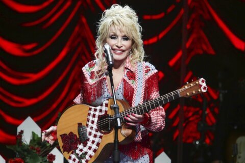 Dolly Parton gives $1M to infectious disease research, again