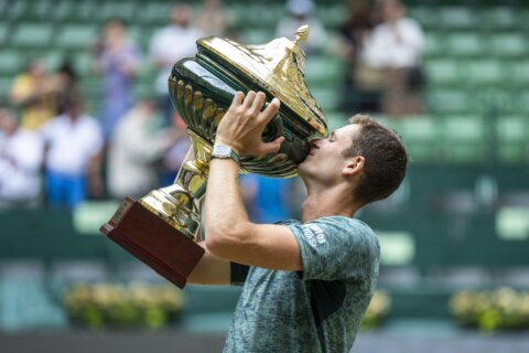 Hurkacz beats top-ranked Medvedev to win Halle Open