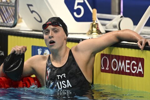 Ledecky grabs another gold, Aussies set record at worlds