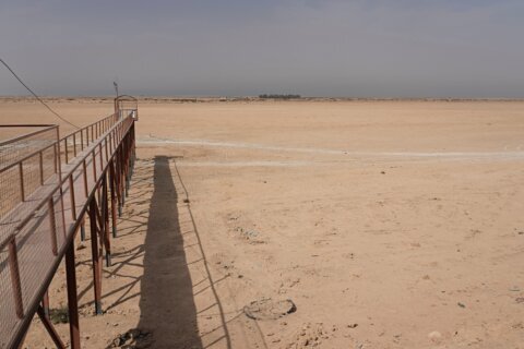 Iraq’s ‘pearl of the south’ Lake Sawa dry amid water crisis
