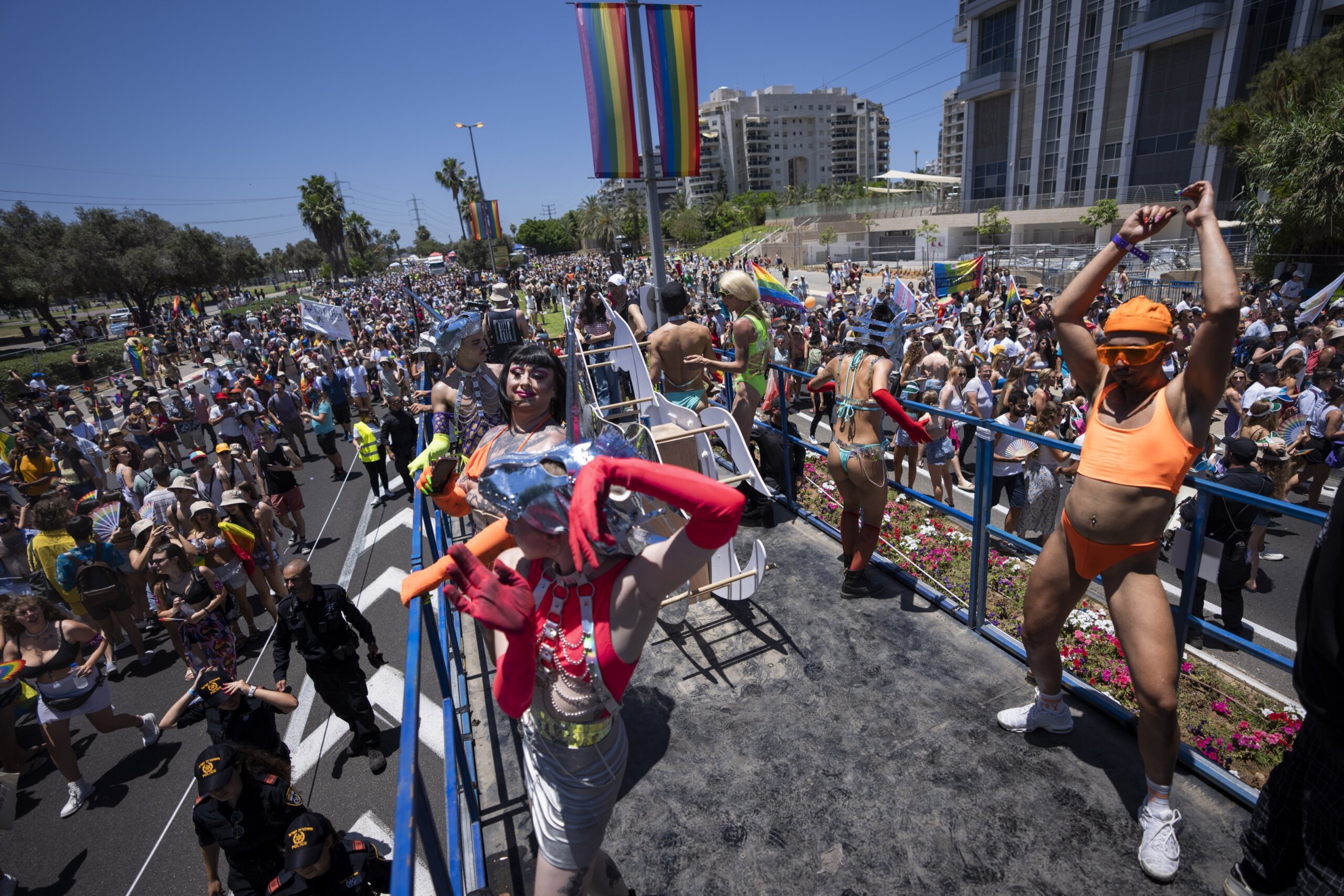 Pride parade in Tel Aviv draws tens of thousands WTOP News