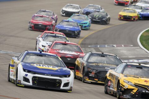 Chase Elliott needs nearly 7 hours to win at Nashville