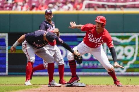 Nats catcher Ruiz ends 5-4 win over Reds with pickoff at 1st