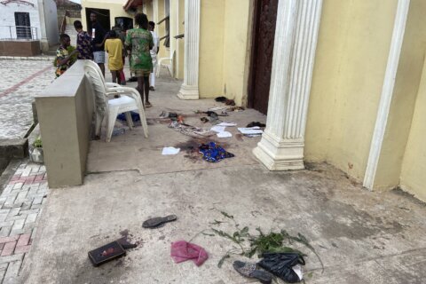 Nigerian forces hunt for gunmen who killed 50 at church