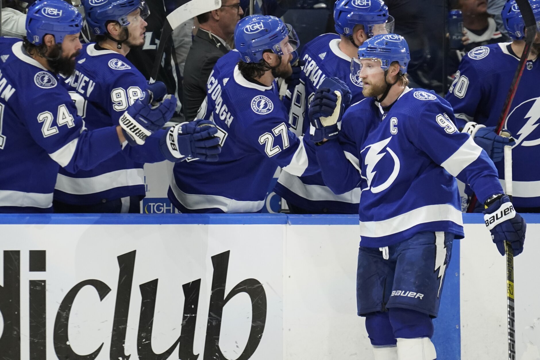 Lightning beat Rangers 4-1 in Game 4 to even East final - WTOP News
