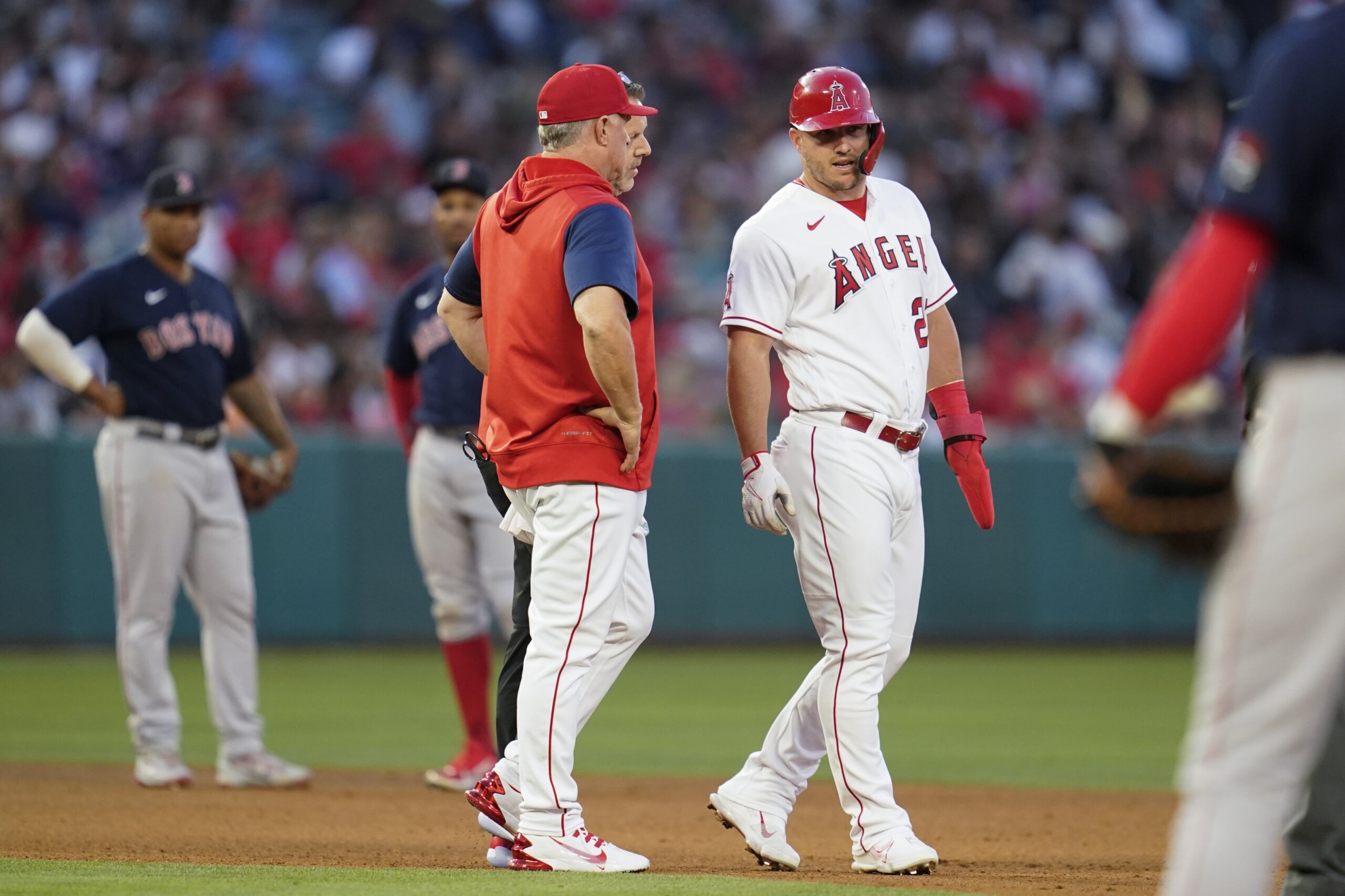 Angels’ Mike Trout leaves game with left groin tightness WTOP News