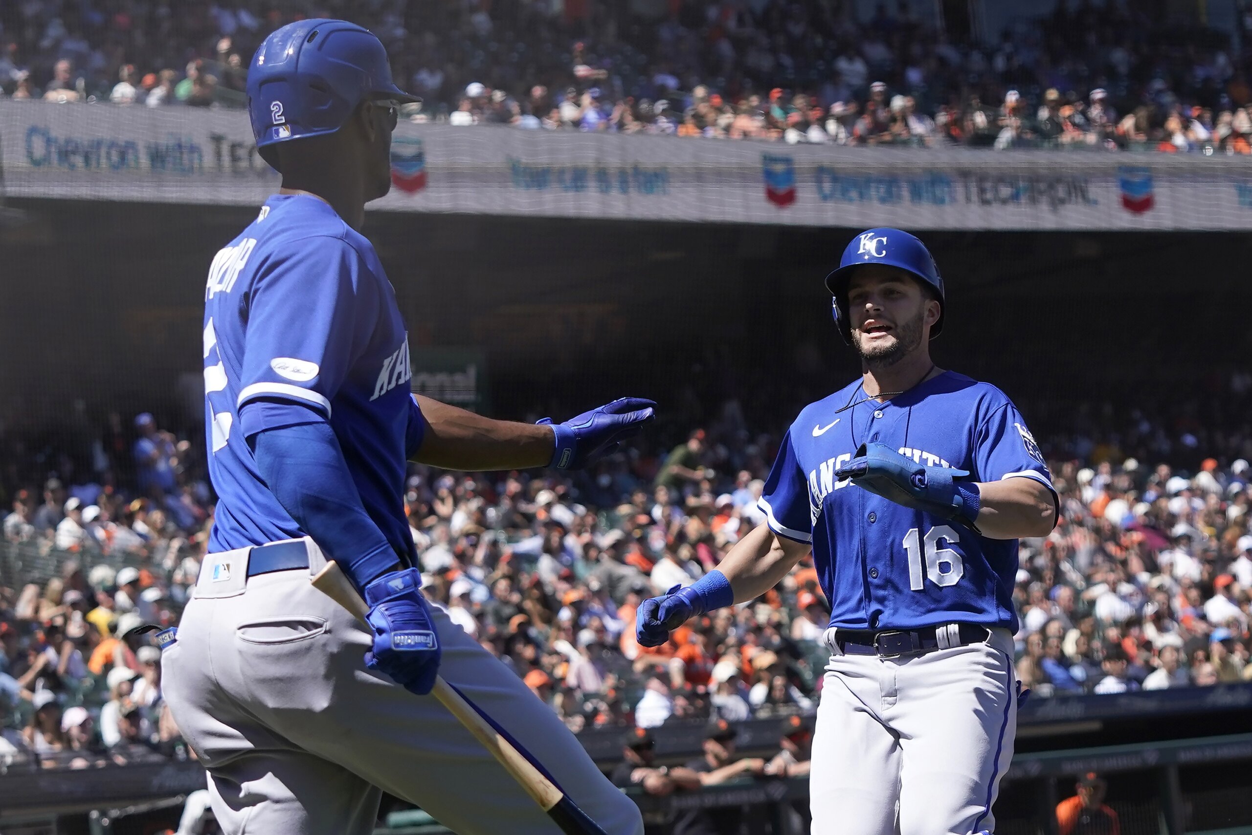 Royals' Whit Merrifield collects first hit in major league debut