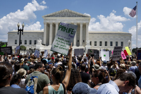 Abortion rights protests persist outside SCOTUS for 2nd day