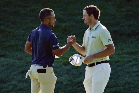 Schauffele takes 1-shot lead over buddy Cantlay at Travelers