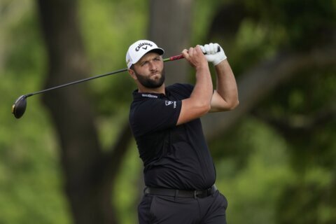 US Open updates: Oh, Canada! Adam Hadwin takes US Open lead