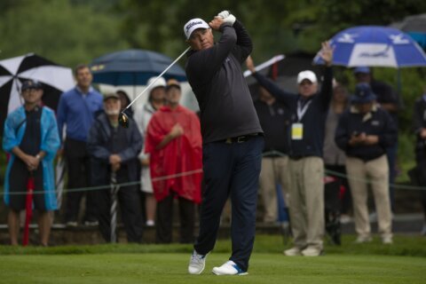 Ryder Cup redux: Harrington leads Stricker in US Senior Open