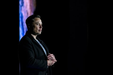 SpaceX fires at least five for letter criticizing Elon Musk