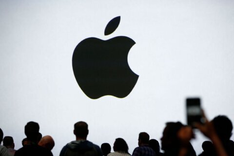 Towson Apple store votes to form first major tech union in the US