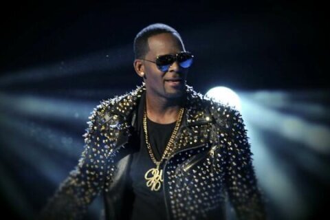 R. Kelly suing prison after lawyers say he was placed on suicide watch