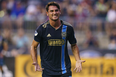 Union ties MLS record for victory margin with 7-0 rout of DC