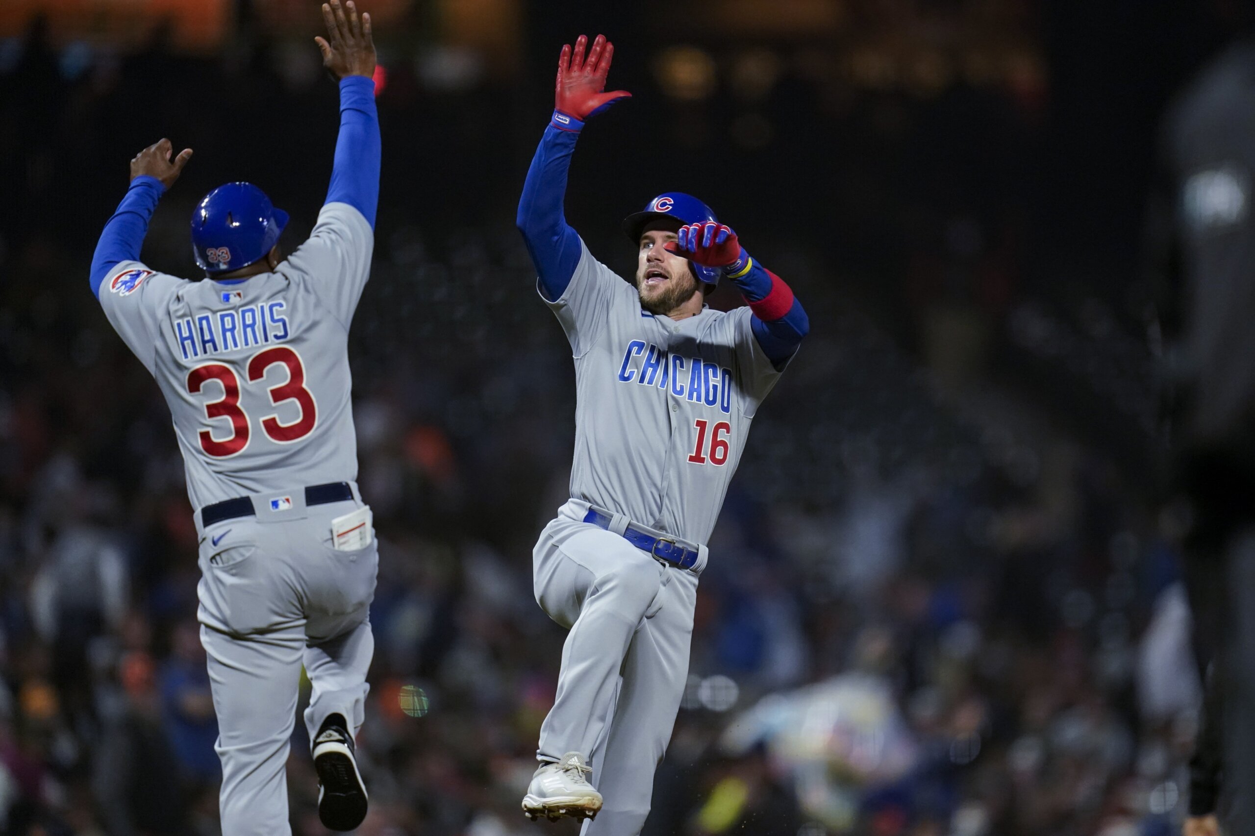 Wilmer Flores homers to help Giants to 4-2 win over Astros