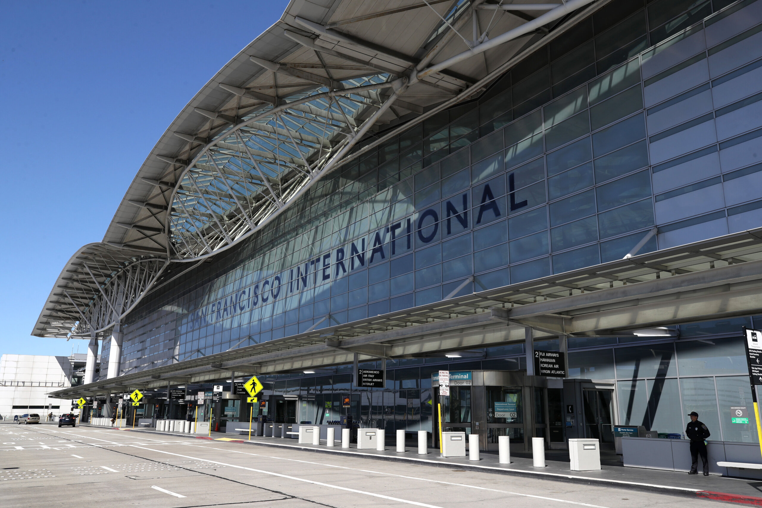 San Francisco airport terminal evacuated due to bomb threat - WTOP News