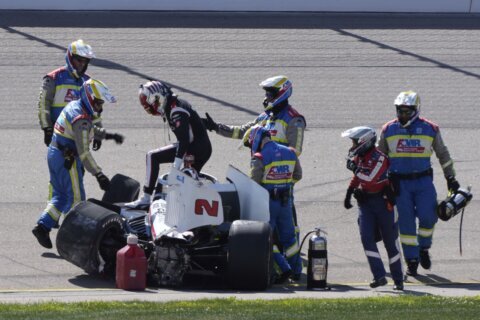 Newgarden cleared to practice at Indy after Iowa collapse