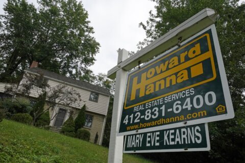 More homes for sale, but low-priced listings remain scarce