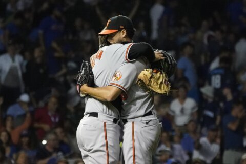 Urías stars as Orioles beat Cubs 4-2 for 9th straight win