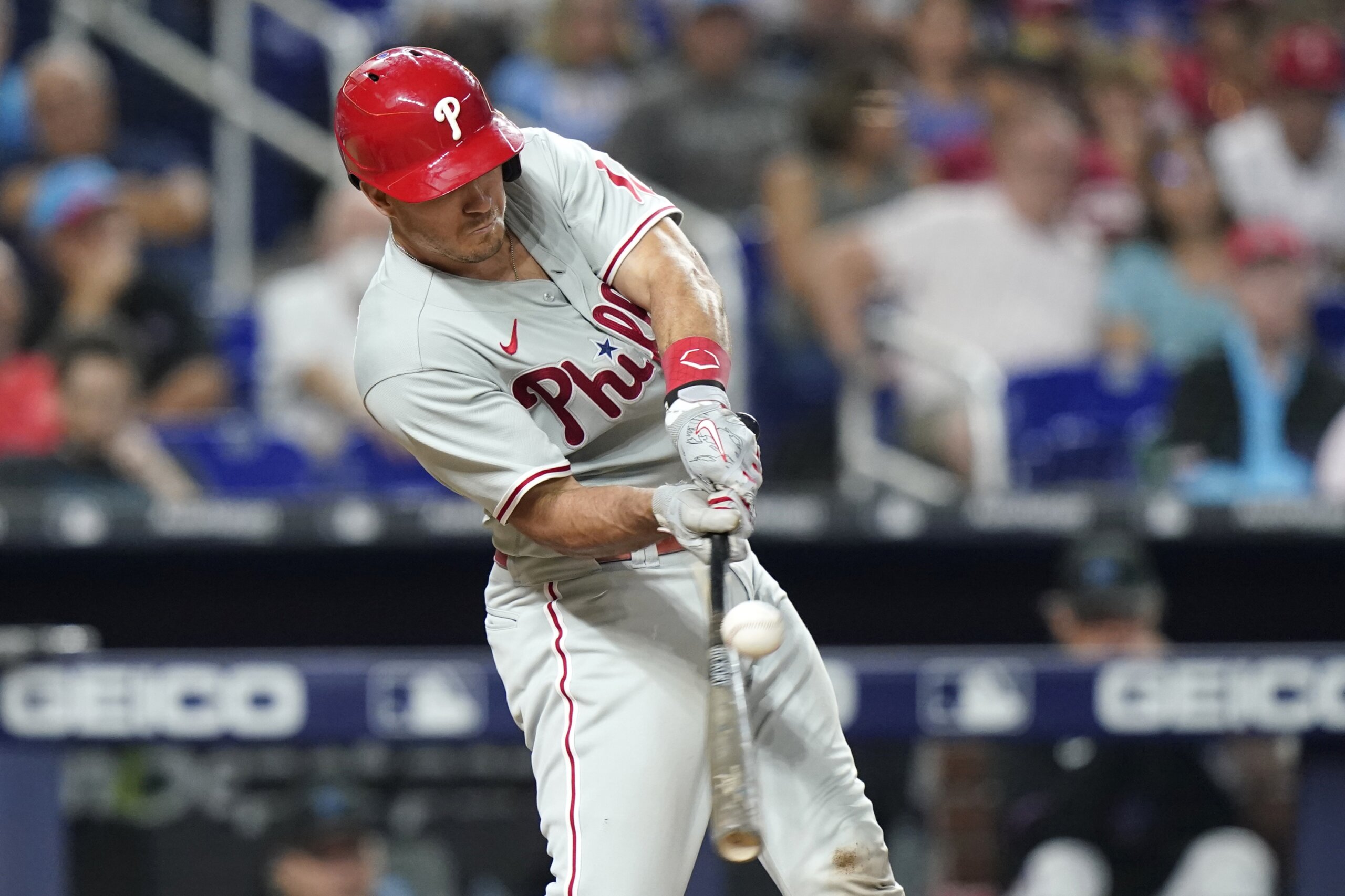 Phillies score late against Alcantara, hold off Marlins 21 WTOP News