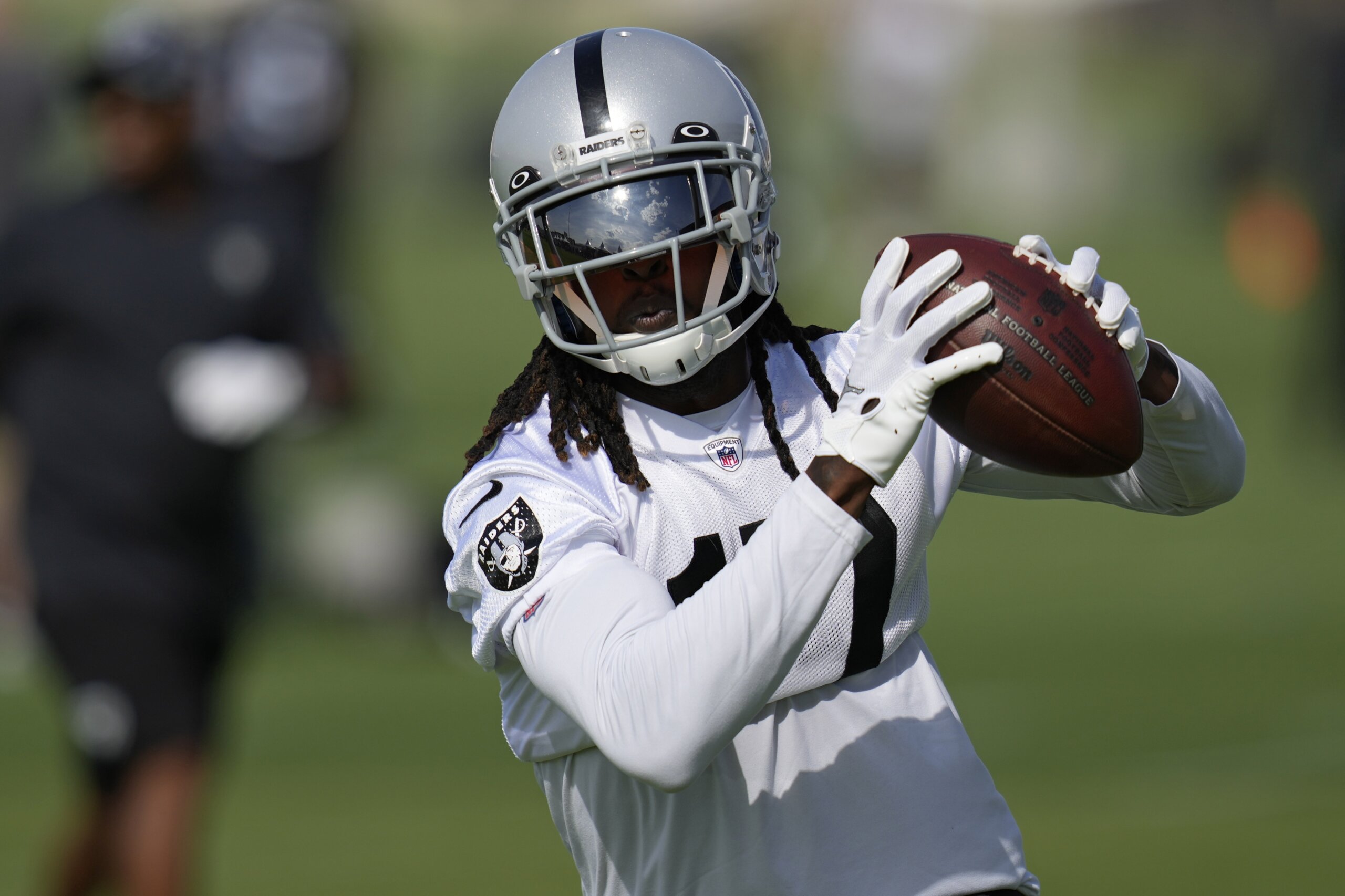 Davante Adams talks up 1 Raiders backup quarterback